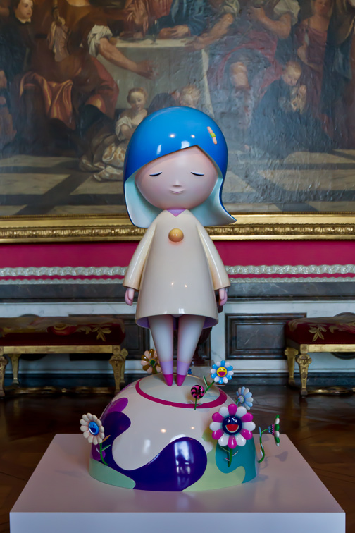 Miss ko2 de Takashi Murakami au Château de Versailles.