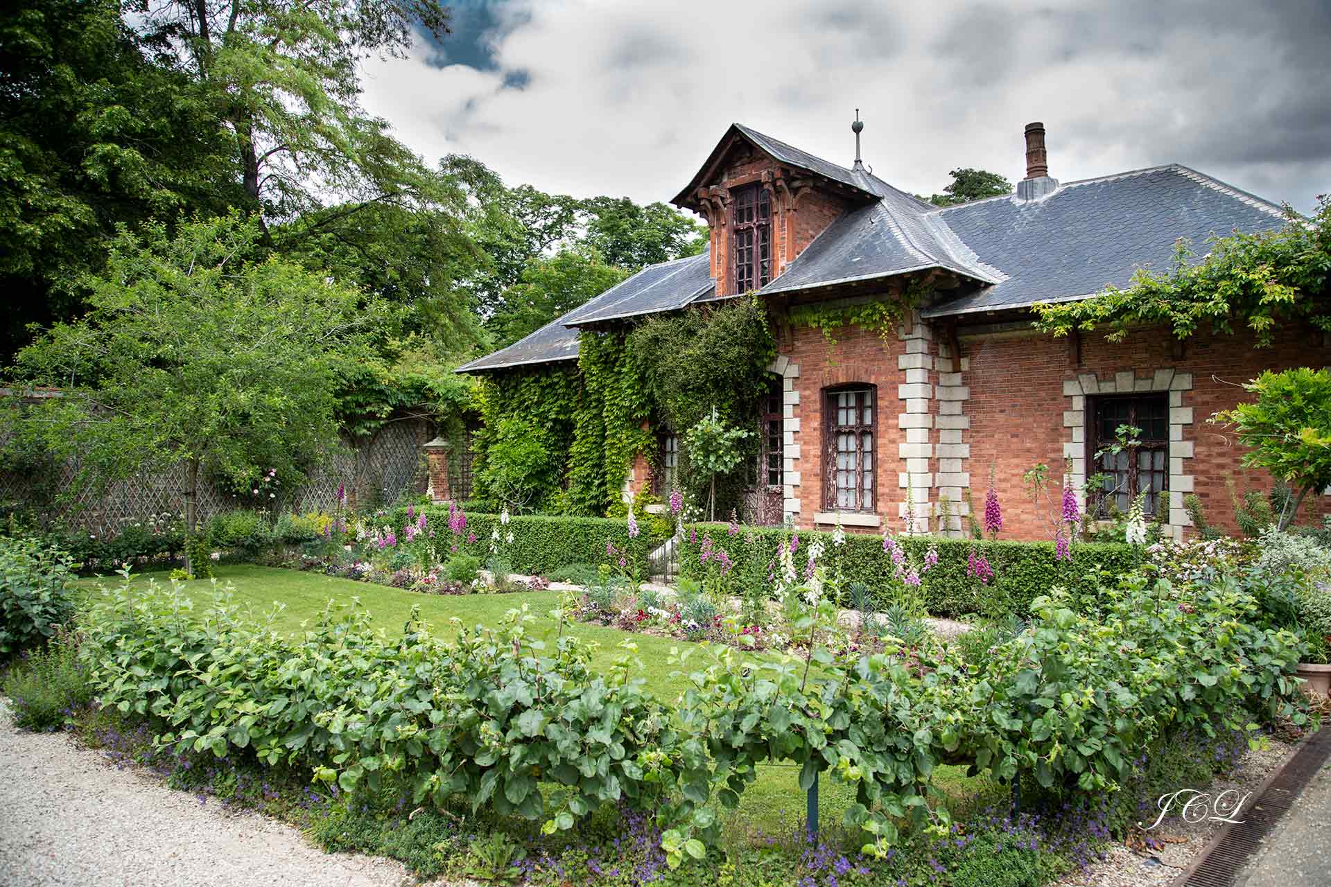 Maison du Chef Jardinier du Parc de Bagatelle de Paris.