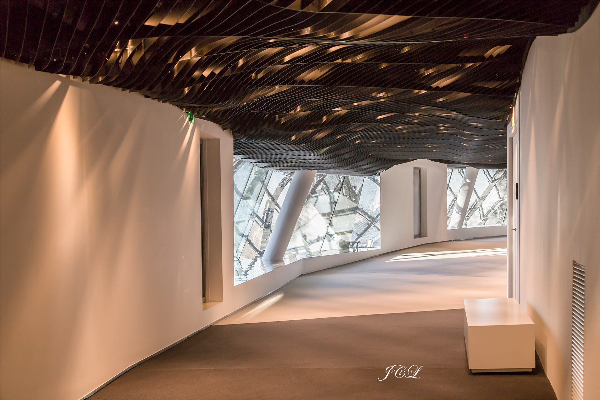 La Philharmonie de Paris la Villette bénéficie d'un équipement acoustique de très haute qualité. L'inauguration a eu lieu en janvier 2015. Sa salle de concert Pierre Boulez dispose de 2400 places. L'architecte est Jean Nouvel.