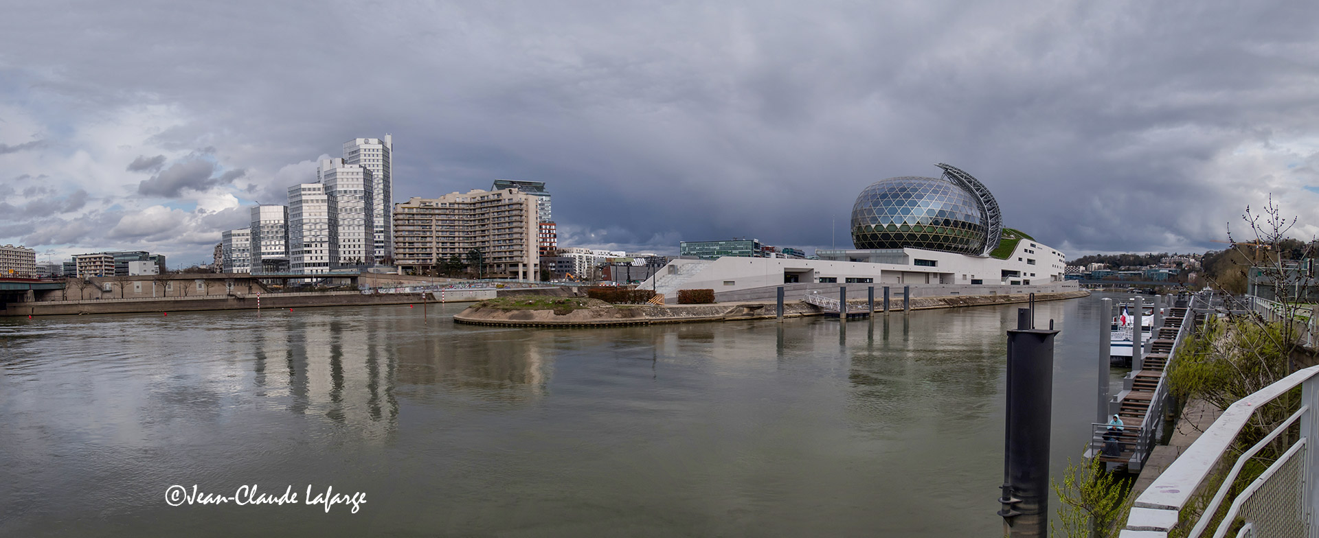 La Seine musicale et l'Auditorium de l'Ile Seguin à Billancourt.