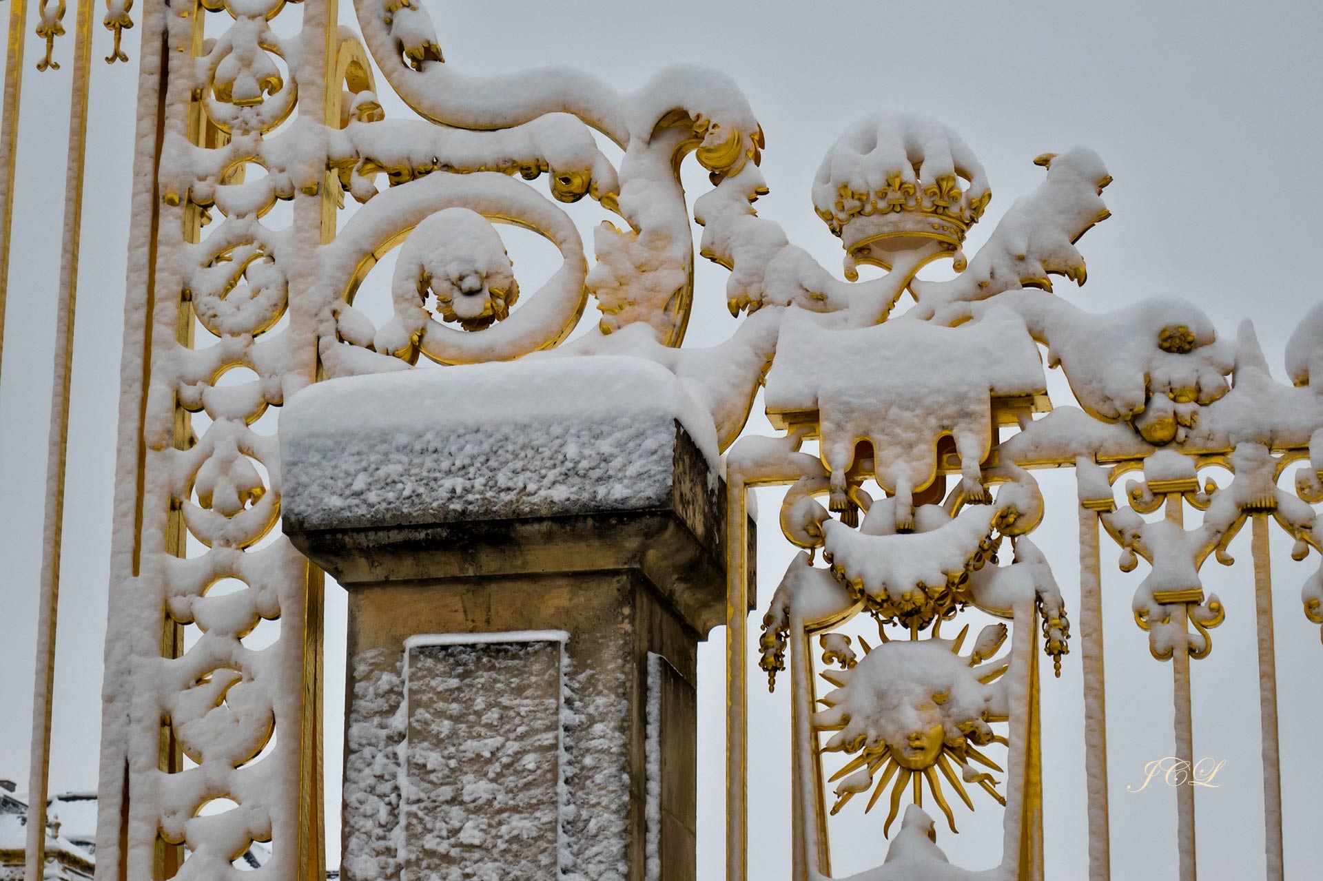 Belles photos du Parc du Chateau de Versailles sous la neige de février 2018.