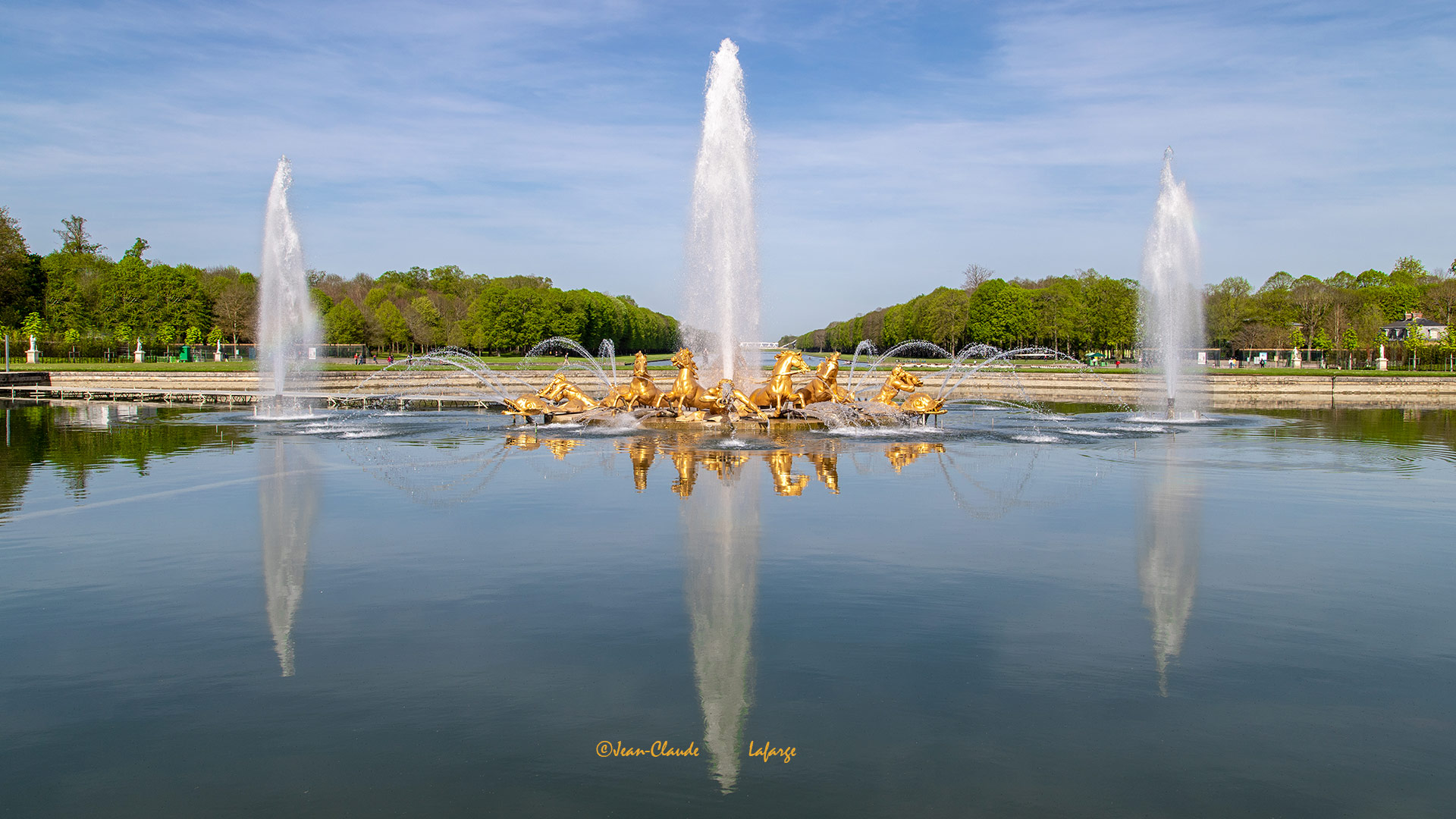Le 29 mars 2024, c'est le premier jour des Grandes Eaux musicales dans le Parc du Château de Versailles après restauration du Bassin du Char d'Apollon.