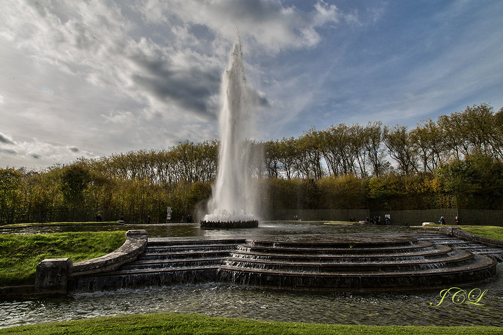Visite du Bosquet de l'Obélisque dans les Jardins du Château de Versailles.