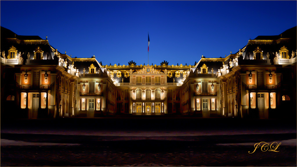La façade est du Château de Versailles.